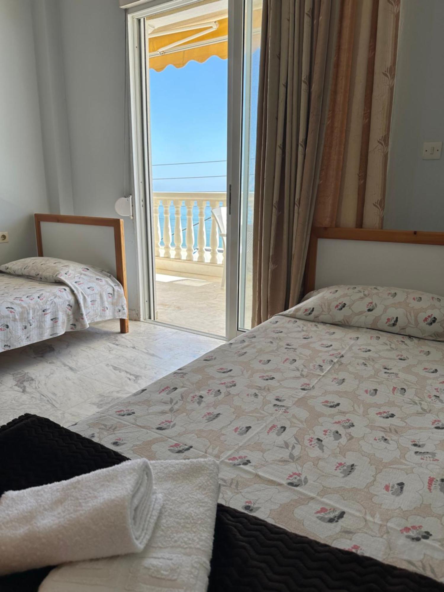 Olympic Beach Rooms Room photo
